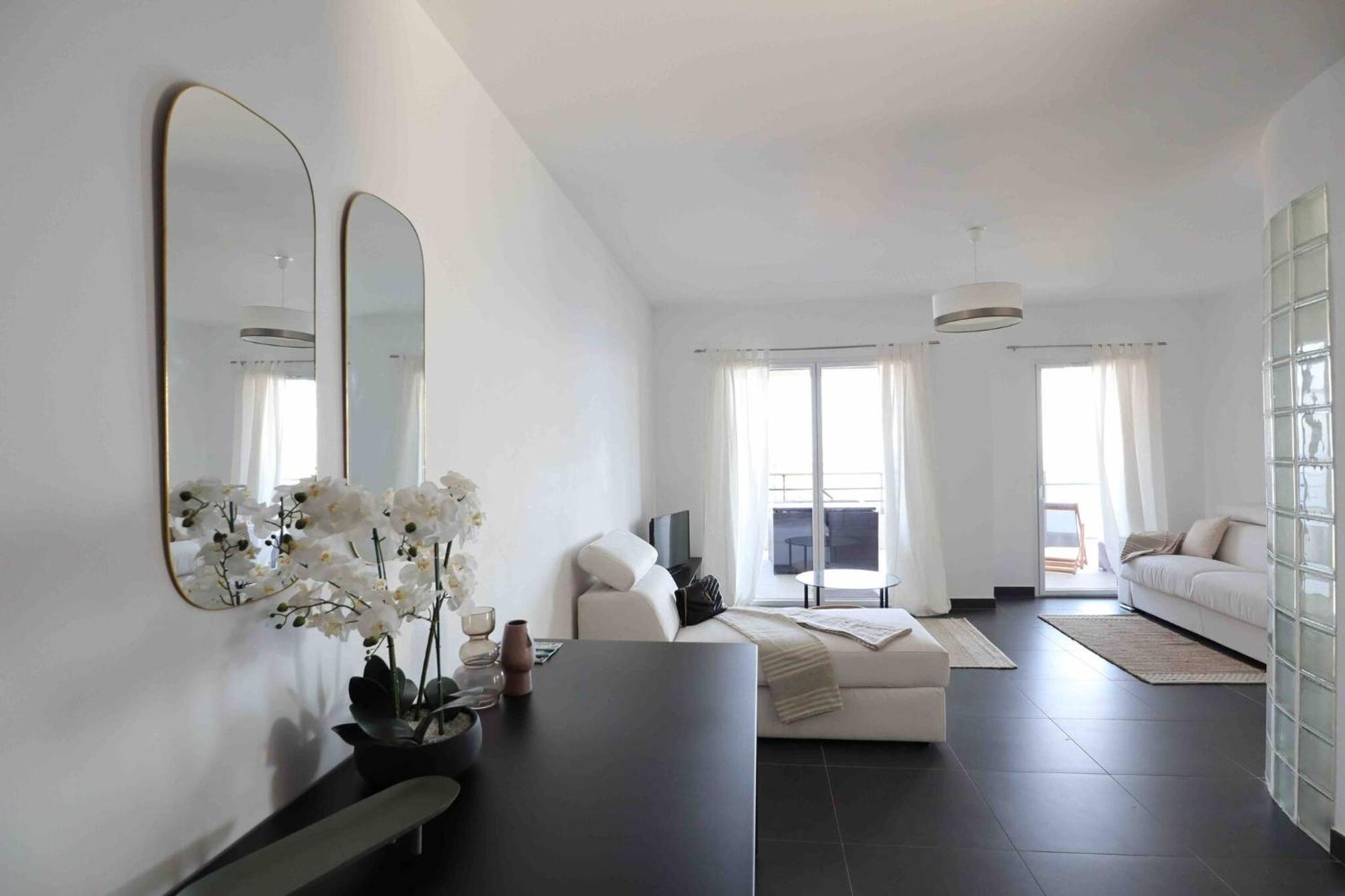 Luxurious Apartments Monaco&Seaview, Infinitypool&Parking 보솔레이 외부 사진
